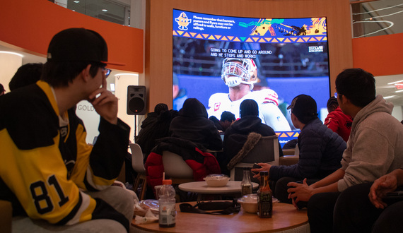 SU students come together to watch the Super Bowl in Schine Student Center